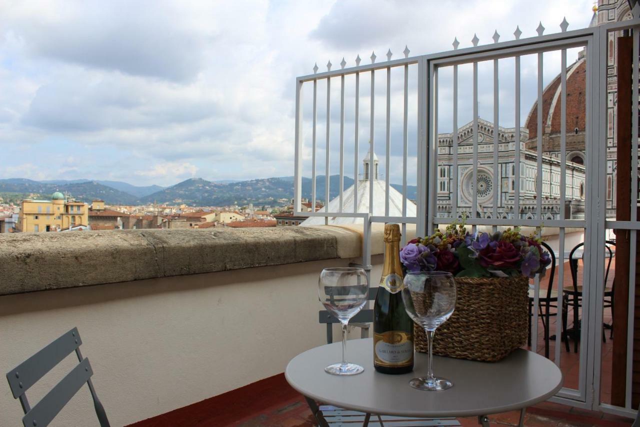 Art Apartment Duomo Luxury View Florencia Exterior foto
